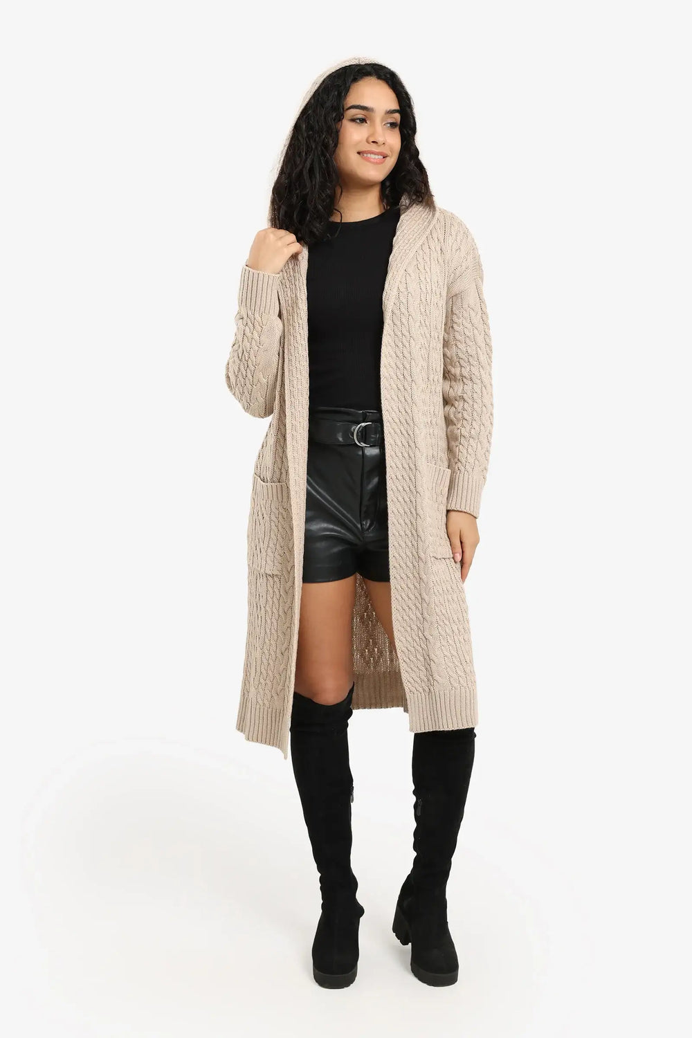 كارديجان ميدي بكابيشو