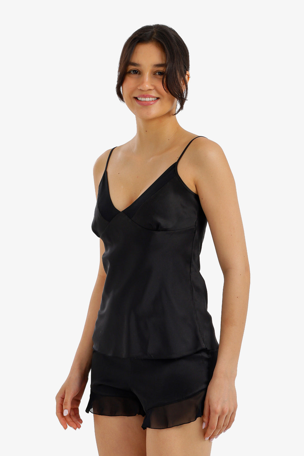 طقم بيجامة ساتان بكشكشة