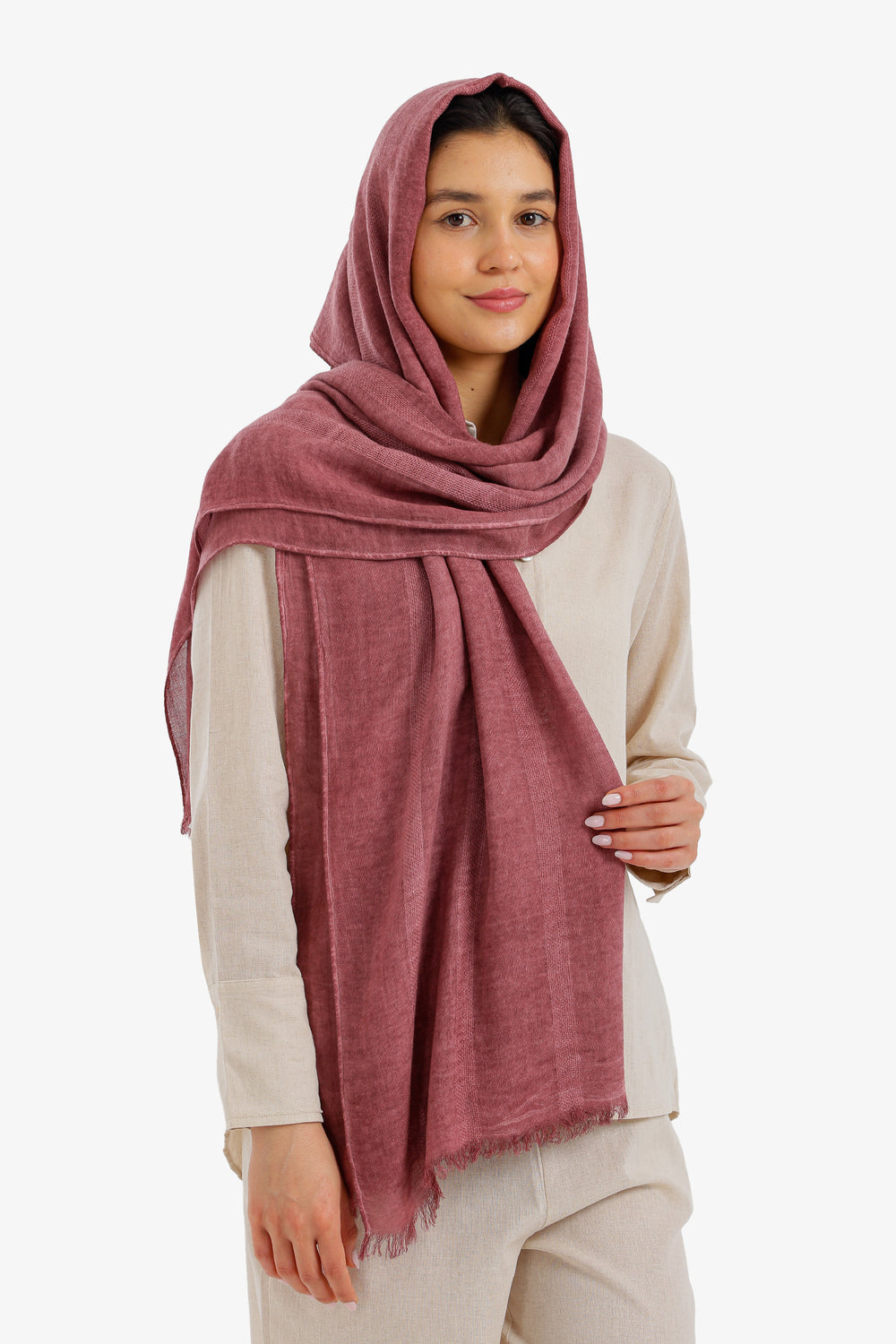 إيشارب بتدرجات لونية متناسقة