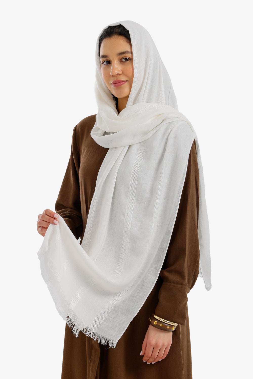 إيشارب بتدرجات لونية متناسقة