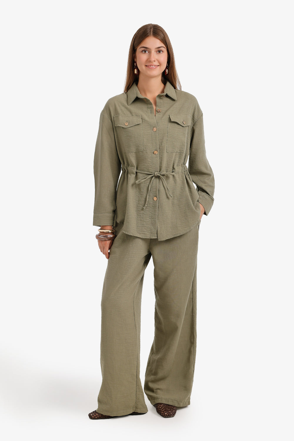 Relaxed Set with Pockets