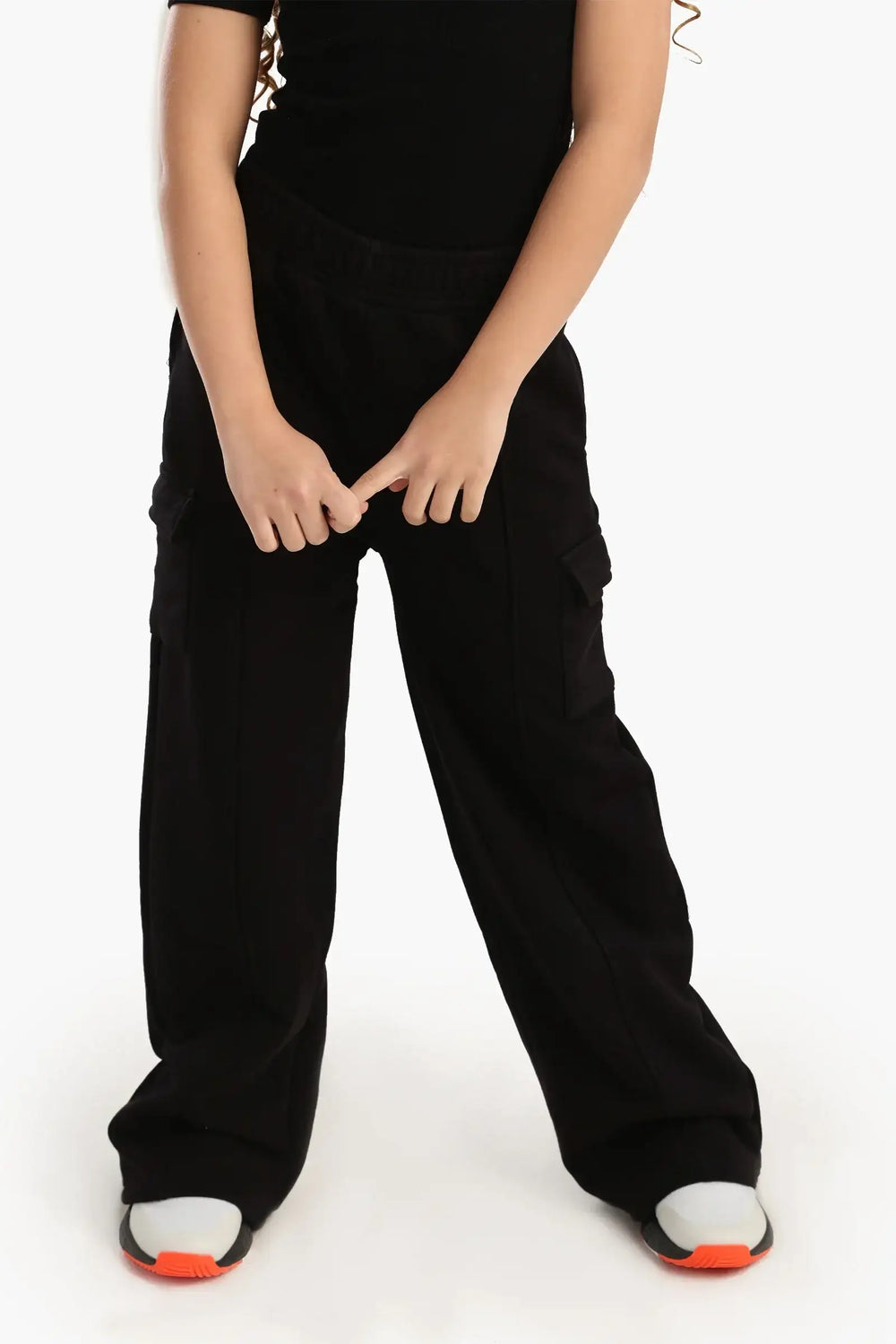 Girly Wide-Leg Cargo Pants