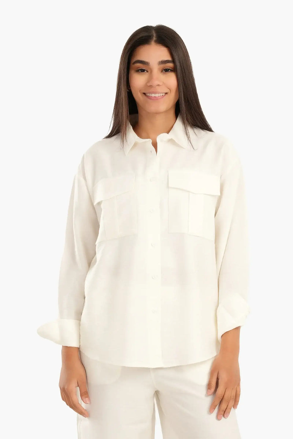 قميص كلاسيكي بزراير