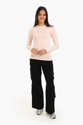 توب أساسي بأكمام طويلة