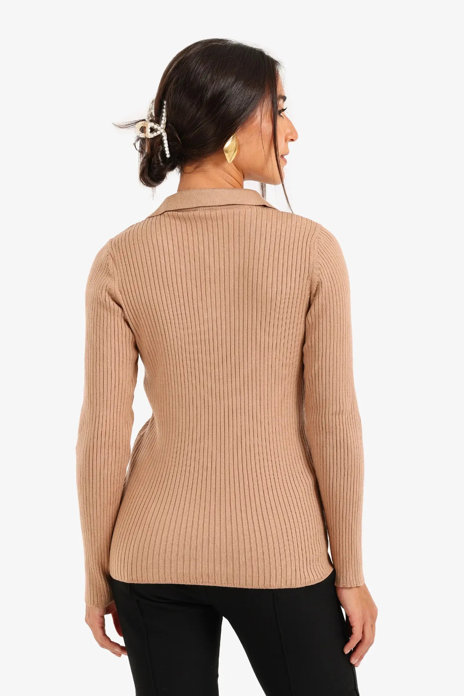 Ribbed Pullover with Collar