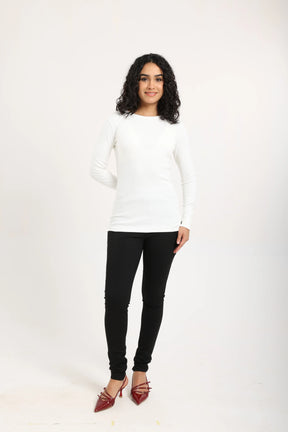 توب مضلع بأكمام طويلة