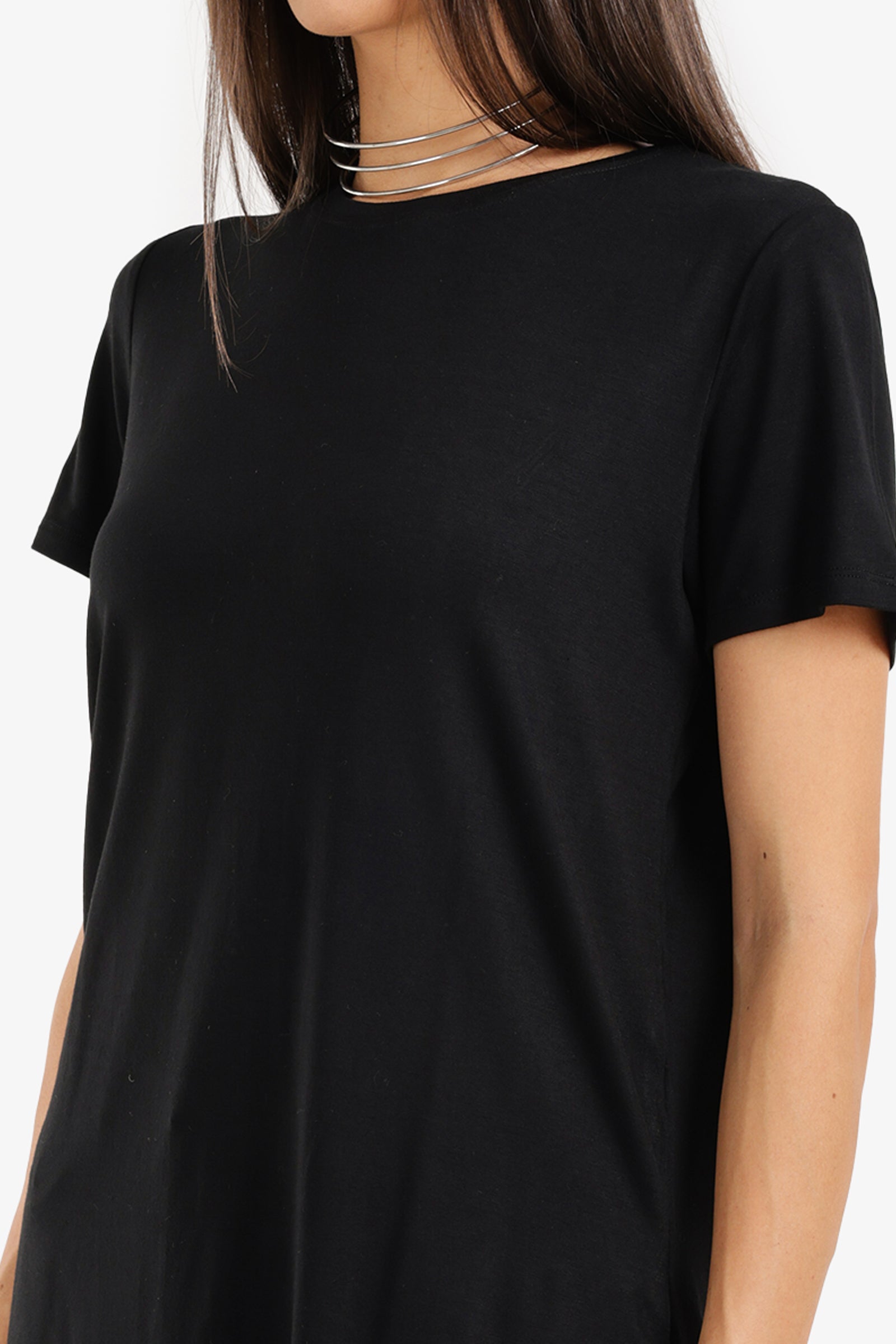 تيشيرت طويل بقصّة فضفاضة