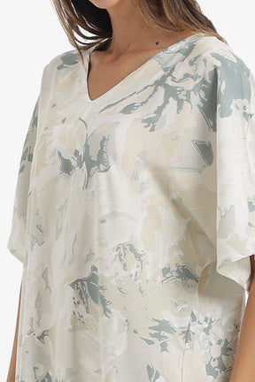 قميص نوم مطبوع بياقة V