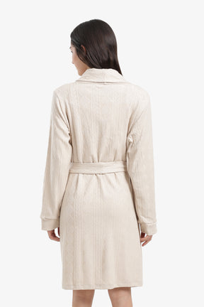 Self-Pattern Relaxed Robe