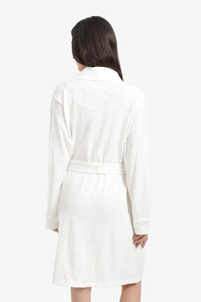 Self-Pattern Relaxed Robe