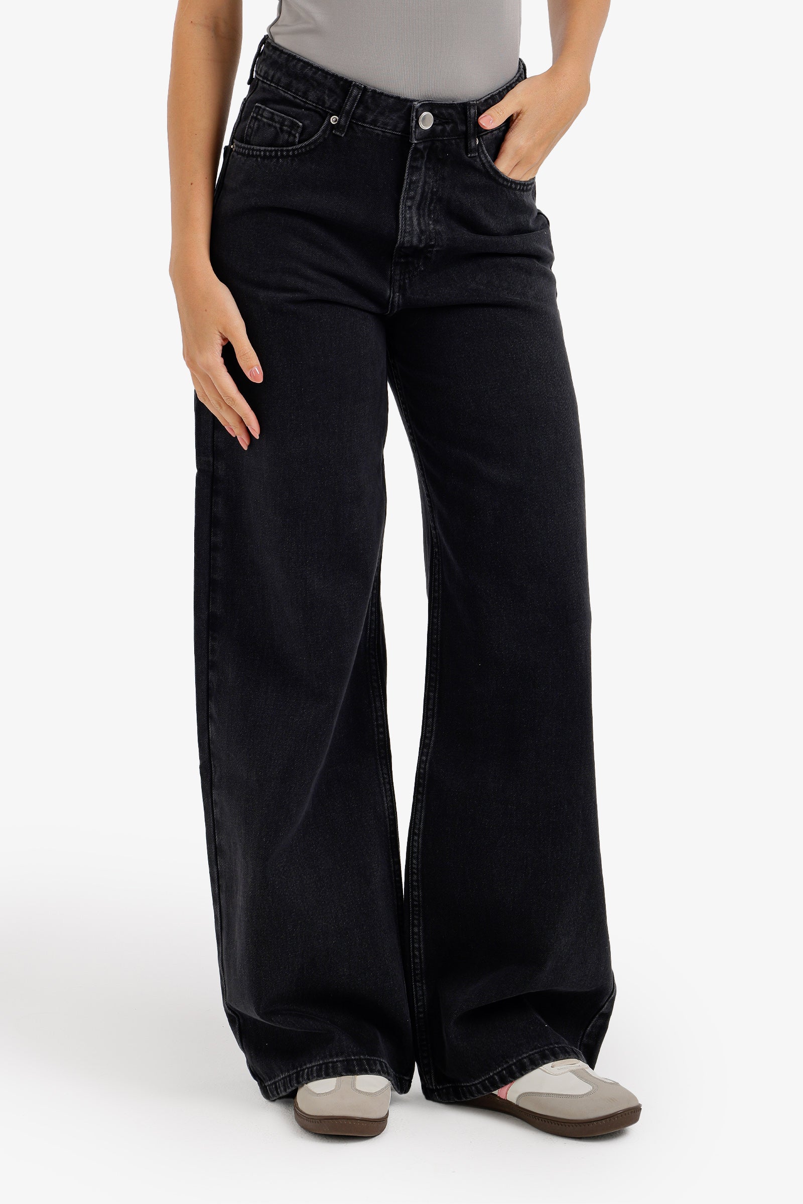 Wide-Leg Denim Pants
