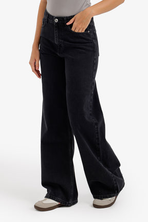 Wide-Leg Denim Pants