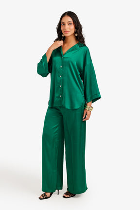 Contrast-Button Satin Set
