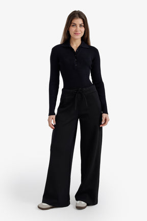 Slim Fit Ribbed Pullover