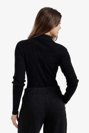 Slim Fit Ribbed Pullover