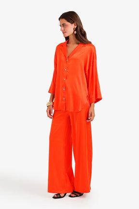 Contrast-Button Satin Set