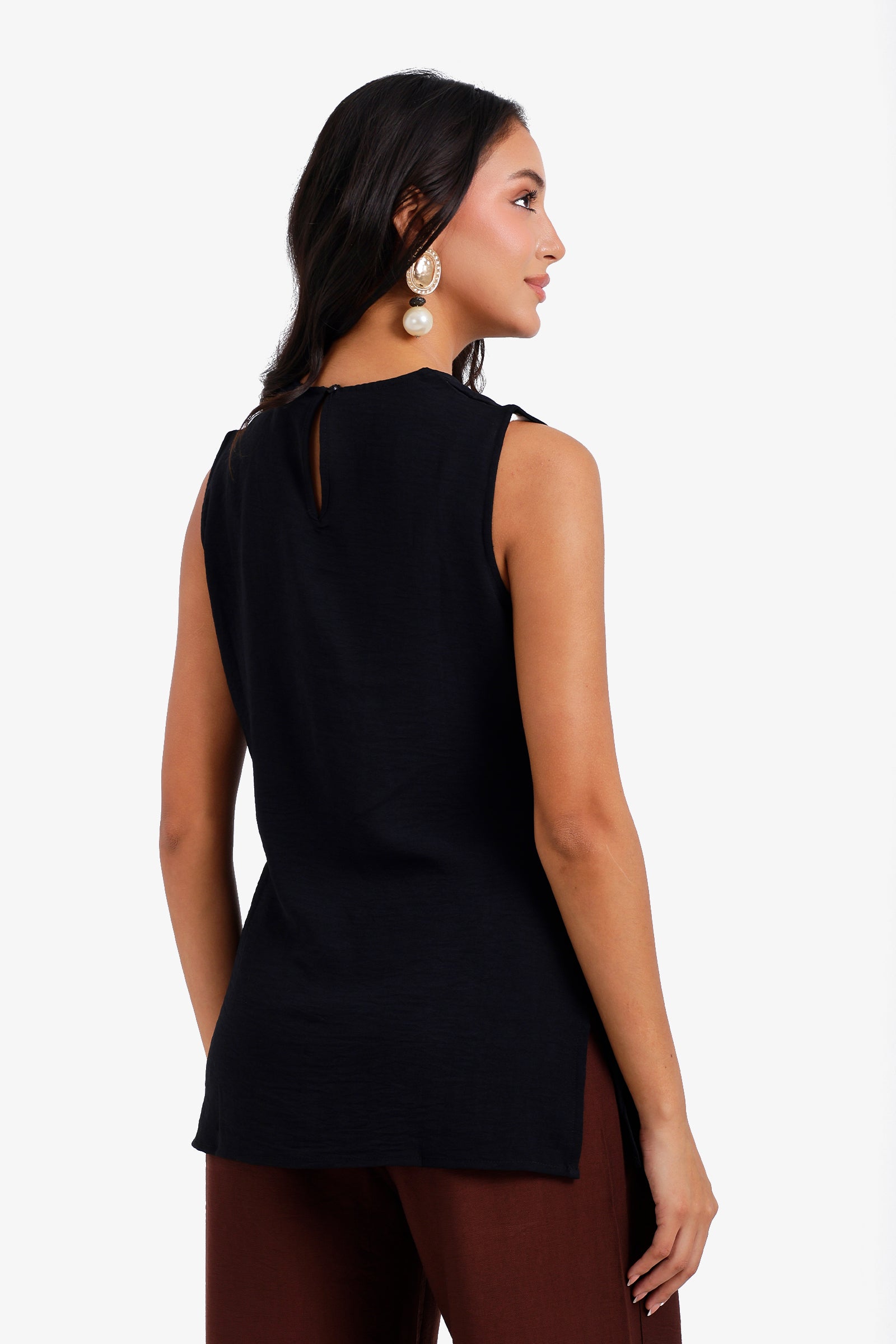 Textured Sleeveless Blouse
