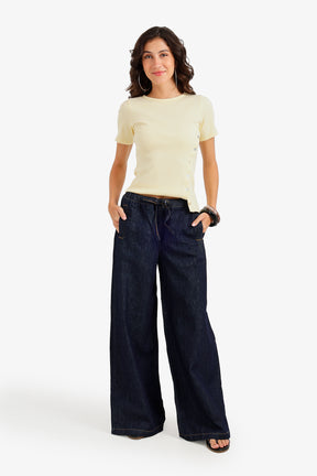 Side Button Closure Top