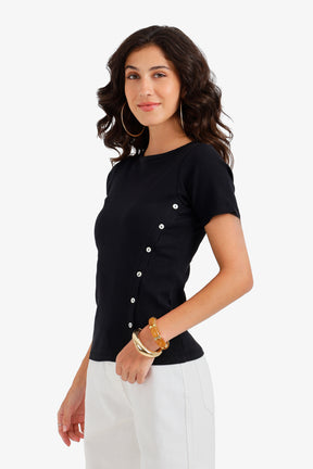 Side Button Closure Top