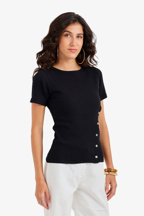 Side Button Closure Top