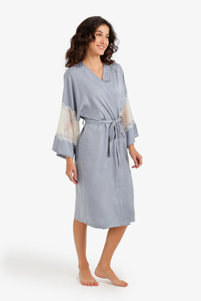 Embroidered Nightgown Set