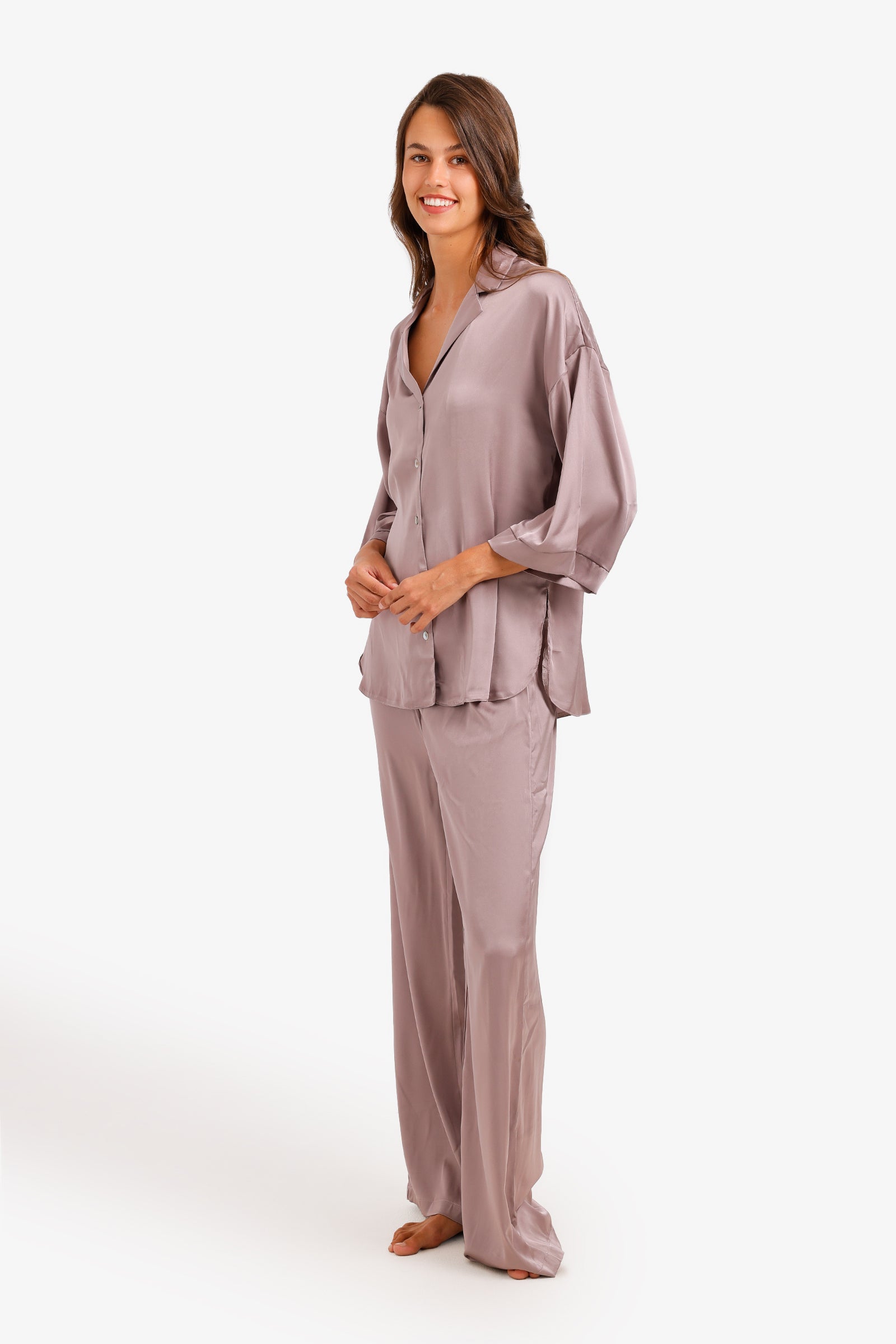 Contrast-Button Satin Set
