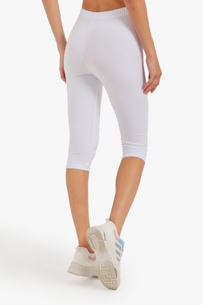 Slim-Fit Capri Leggings