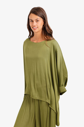 Flowy Batwing Poncho