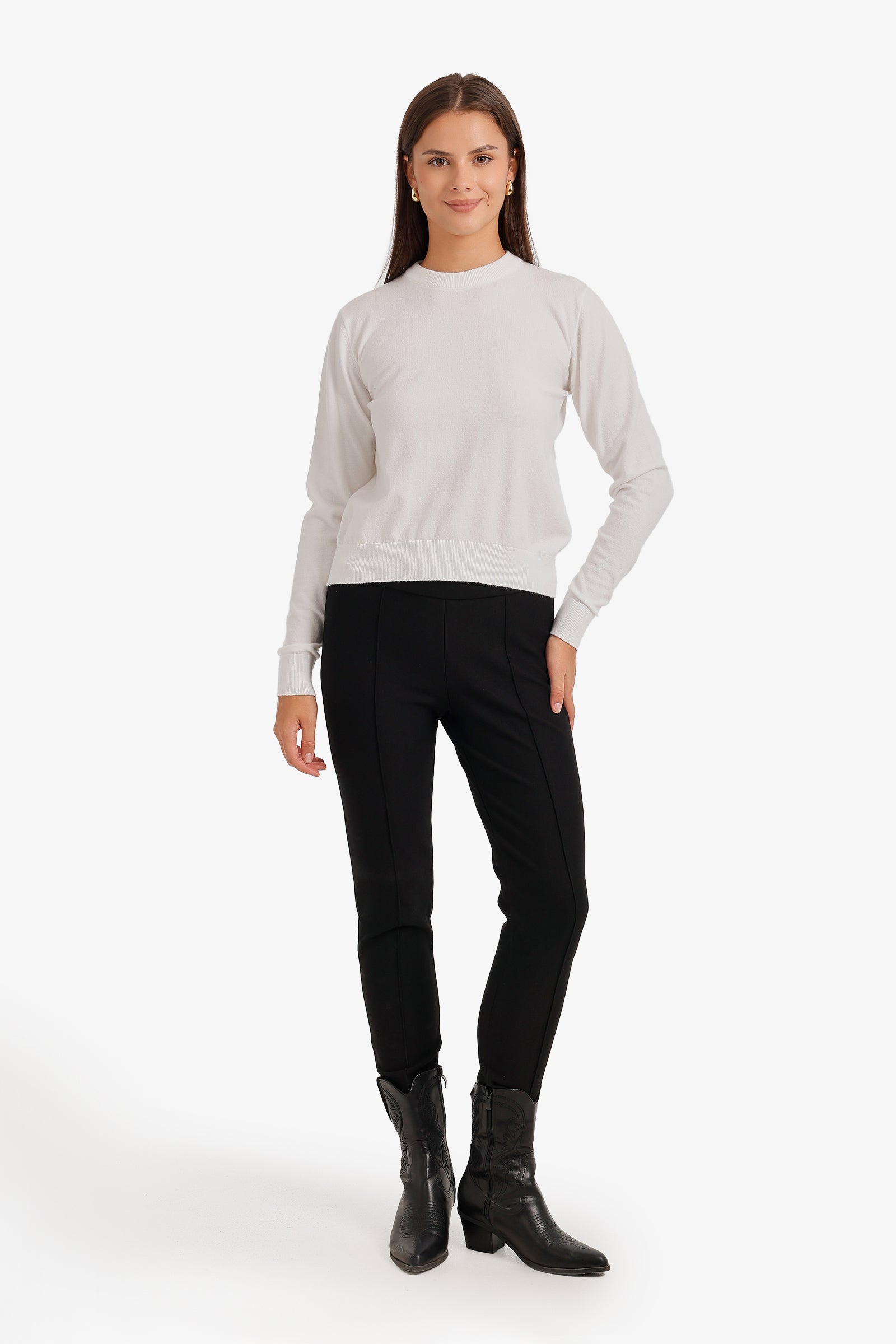 Classic Crew Neck Pullover