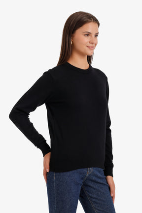 Classic Crew Neck Pullover