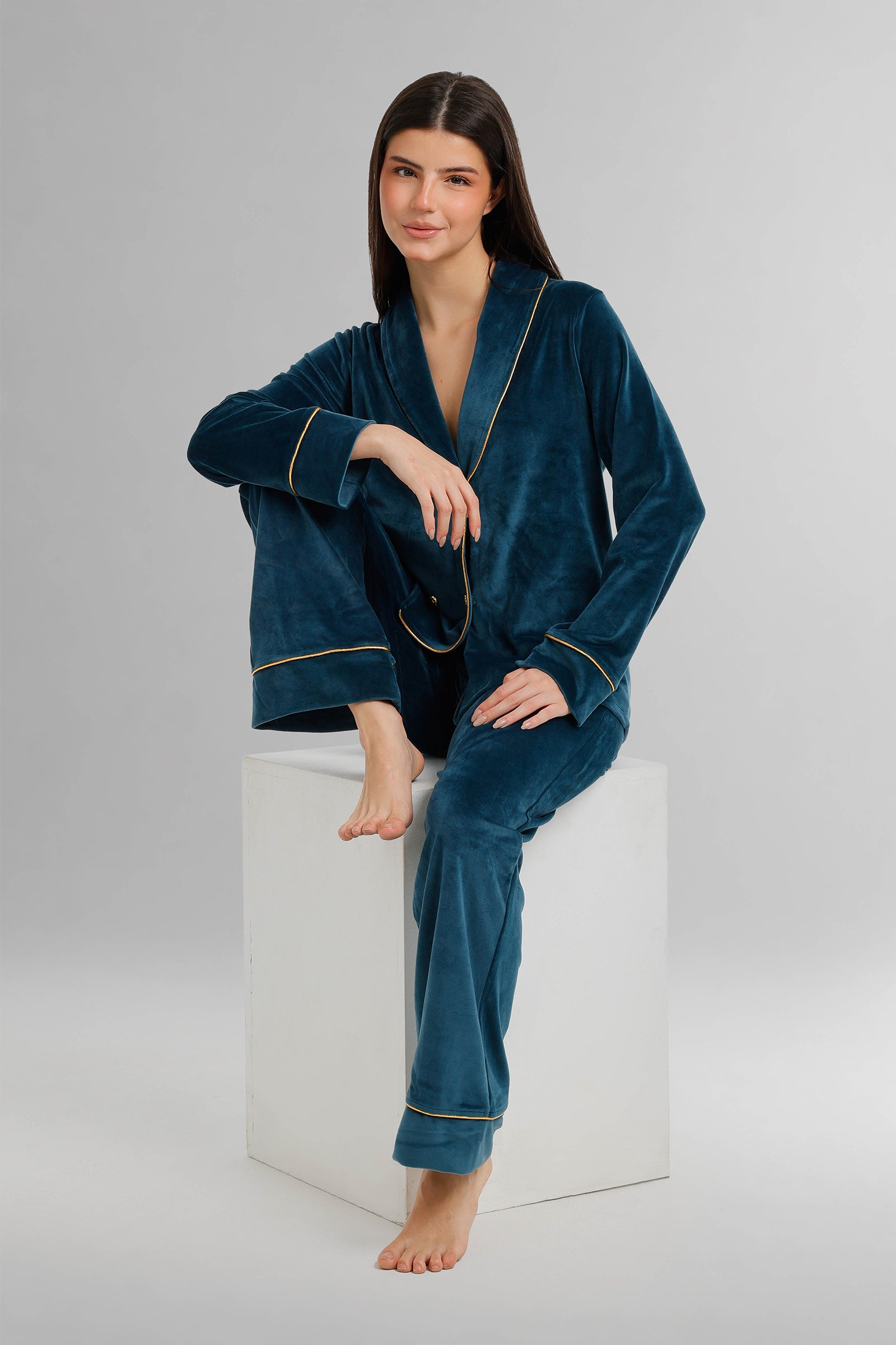 Double-Breasted Velvet Pyjama