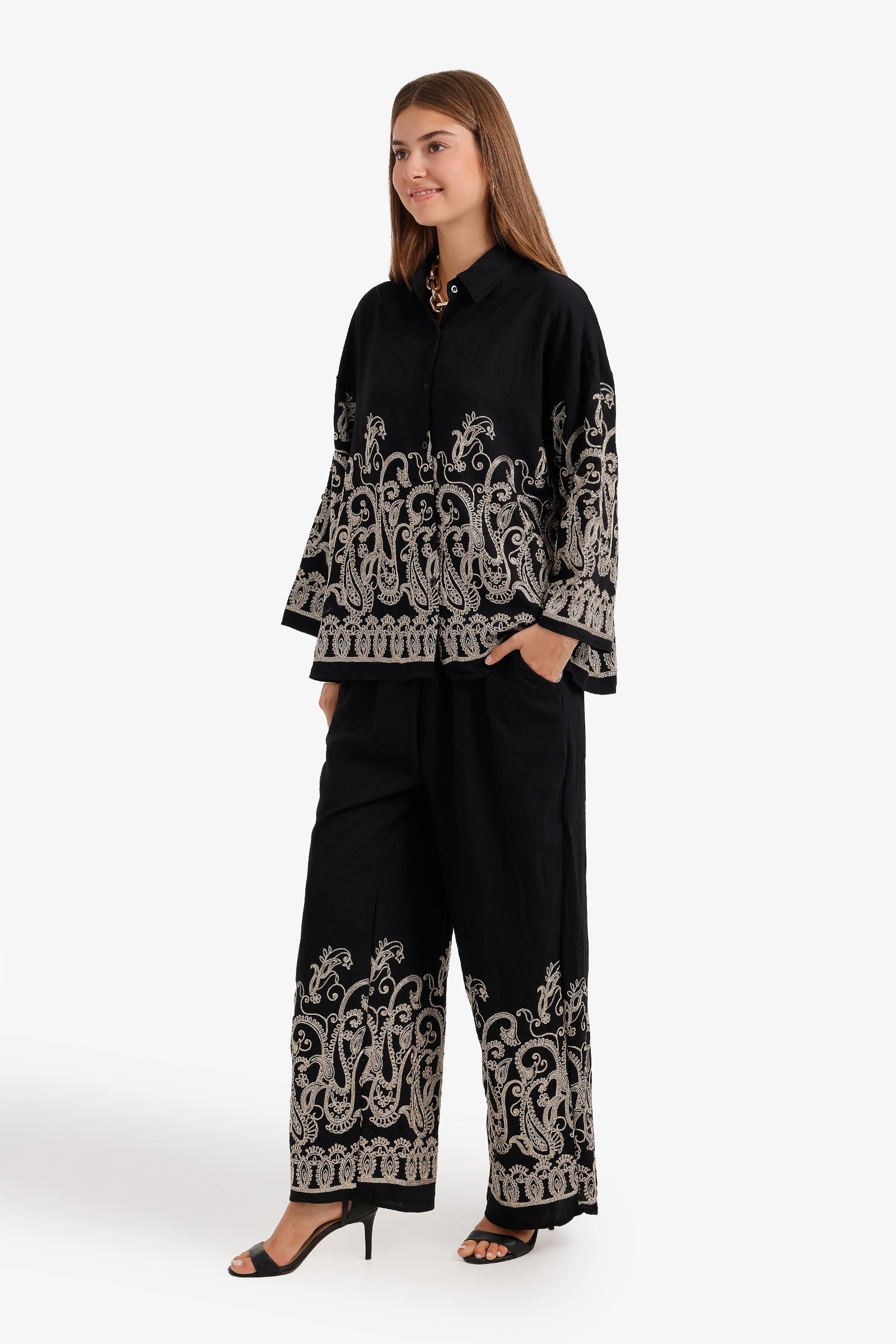 Embroidered Wide-Leg Set