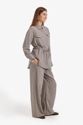 Relaxed Set with Pockets
