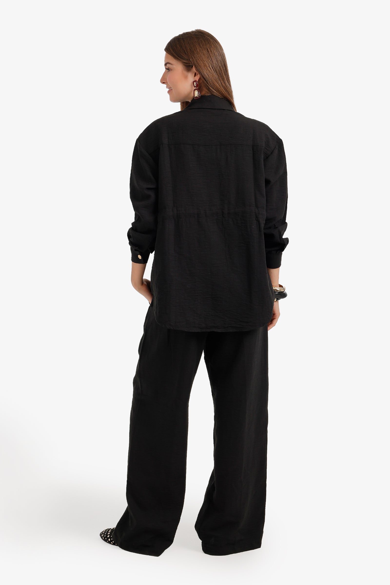 Relaxed Set with Pockets