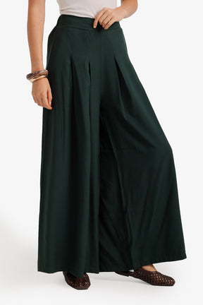 Flowy Pleated Pants
