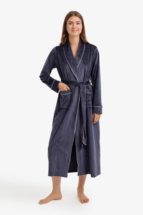 Contrast Pipe Robe