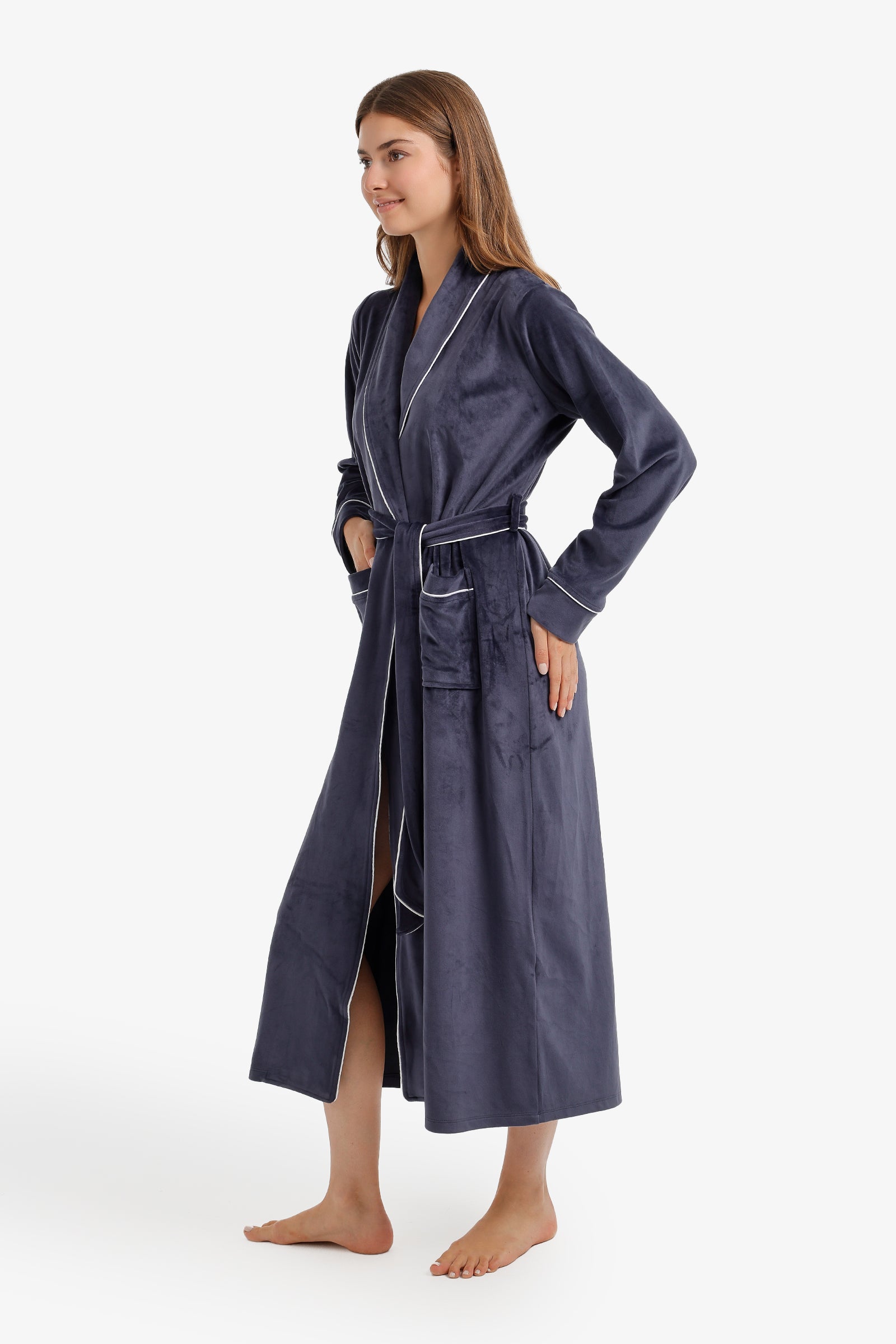 Contrast Pipe Robe