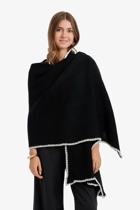 Contrast Trim Knit Scarf
