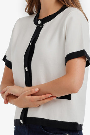 Contrast-Trim Top