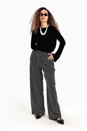 بلوزة بأساور واسعة أسود