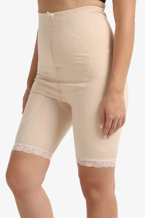 كورسيه شورت بتفاصيل دانتيل 
