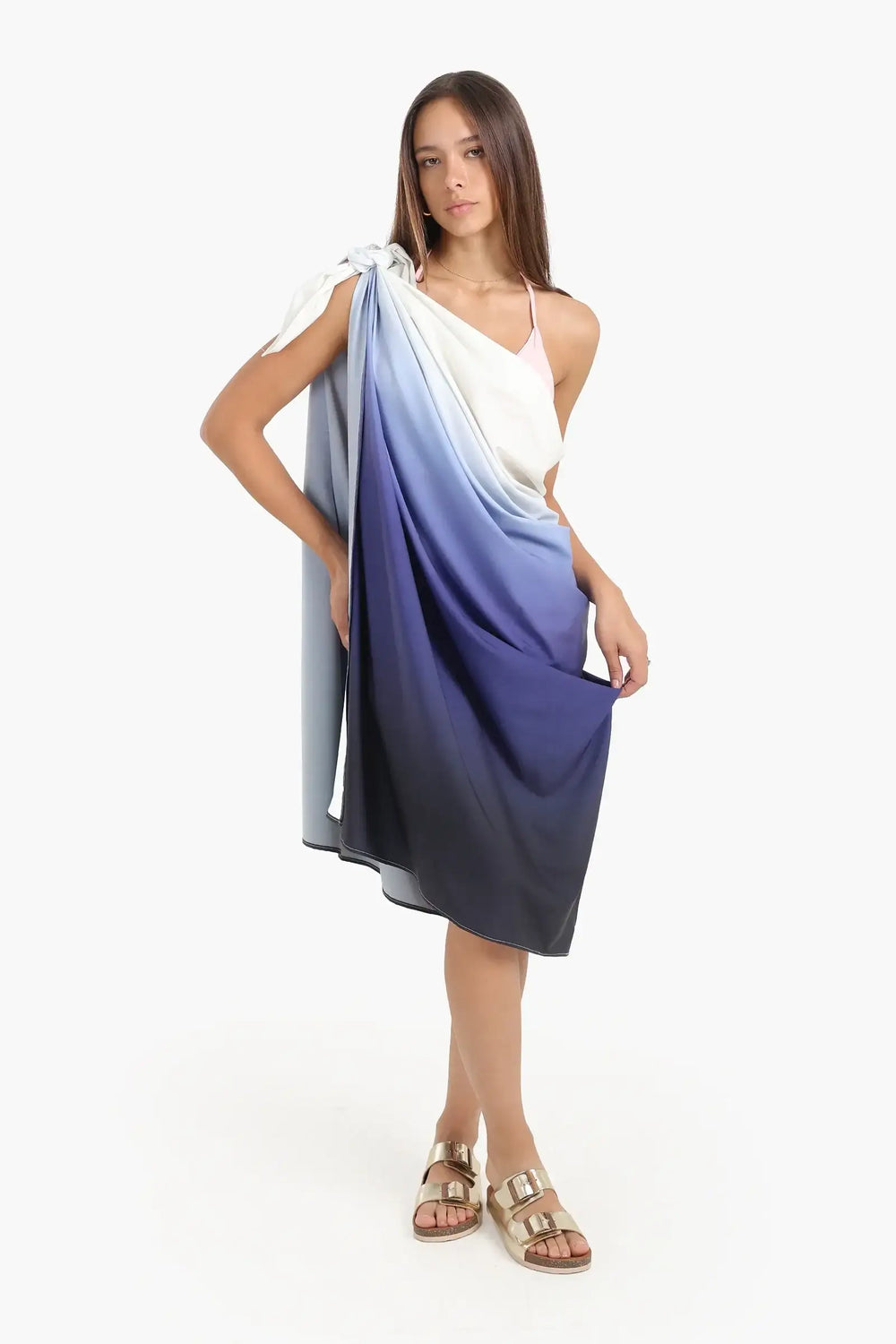 سارونج شاطئ ملون