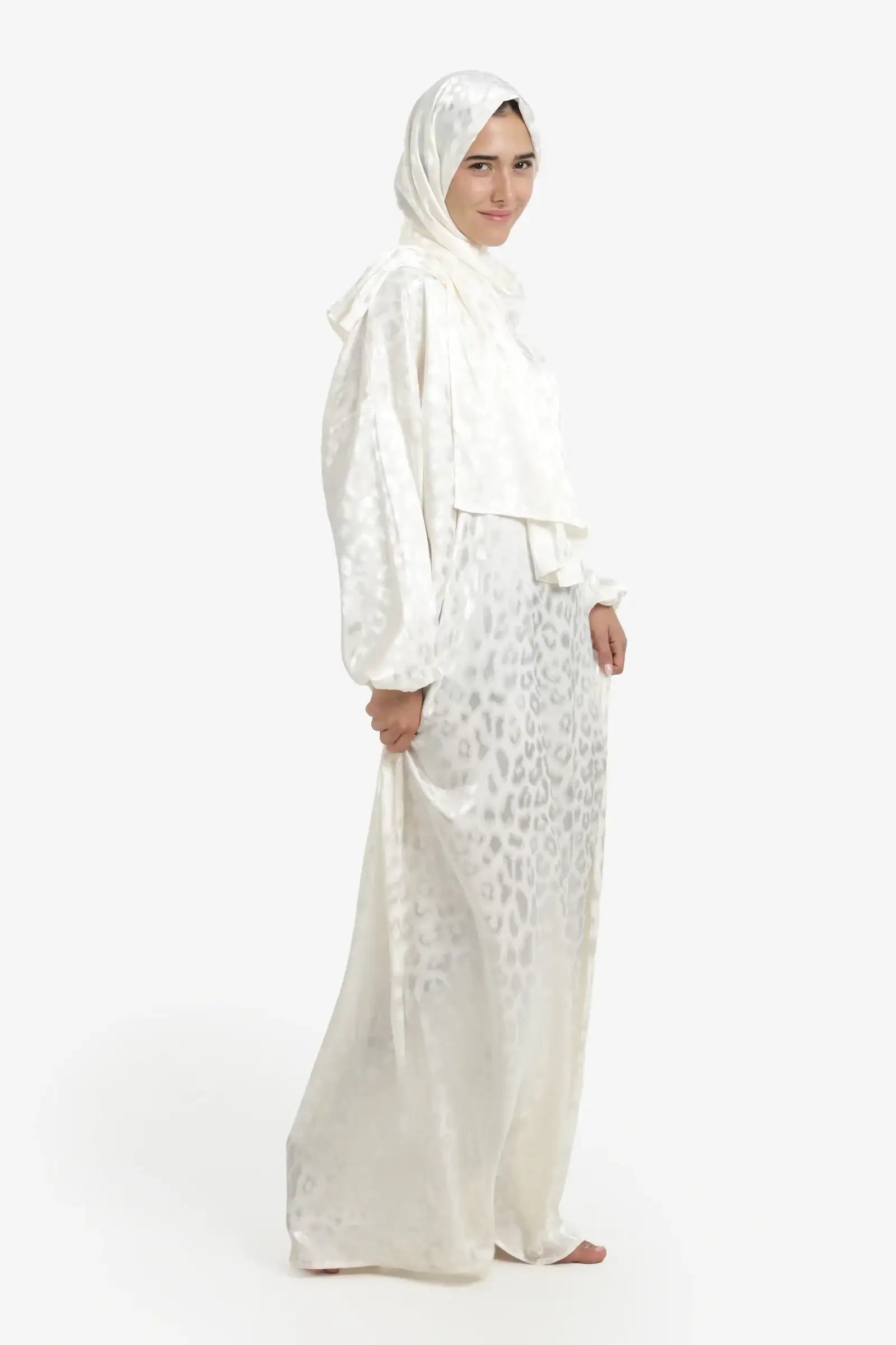 Satin One Size Prayer Isdal
