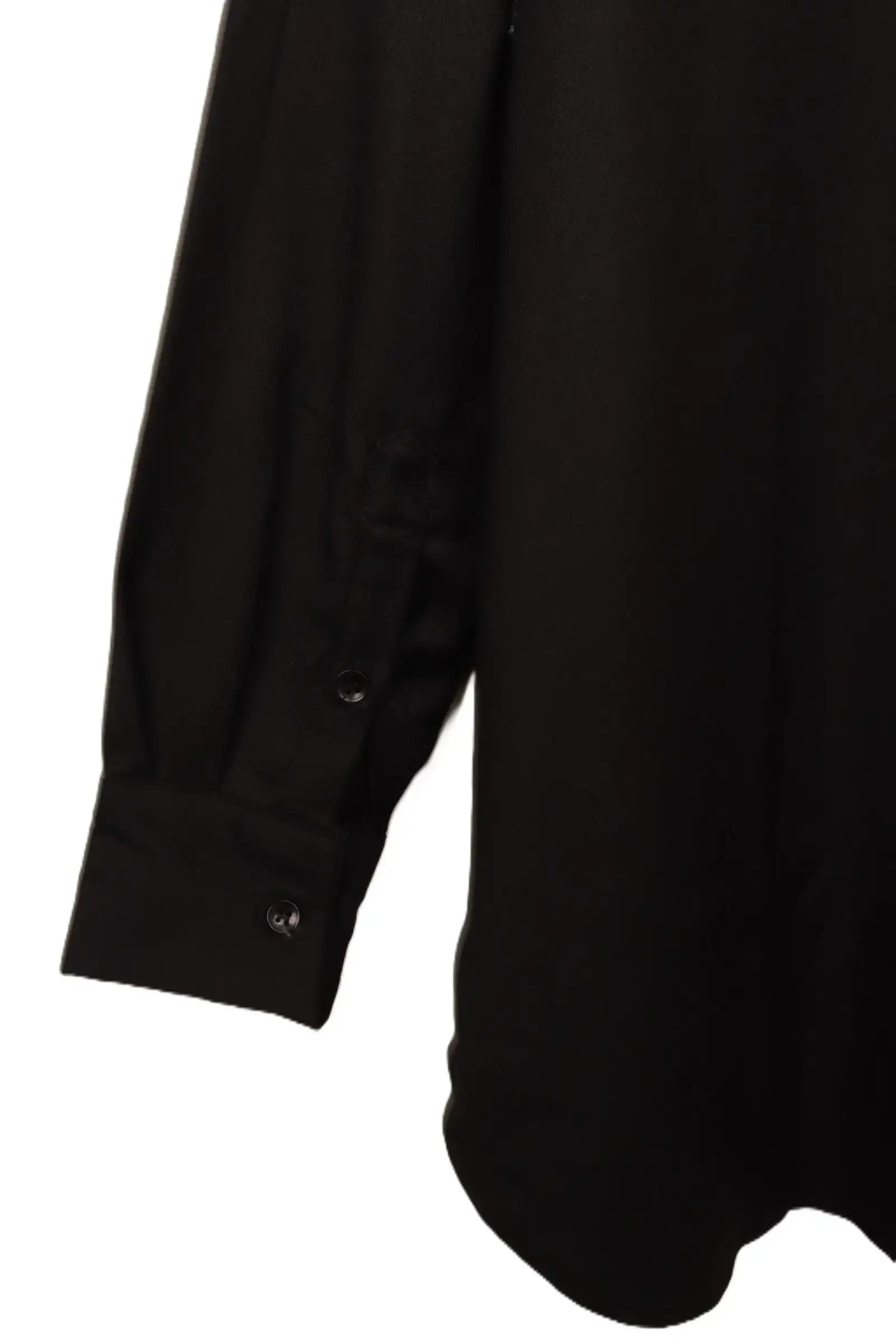 قميص واسع بقصة عالية ومنخفضة