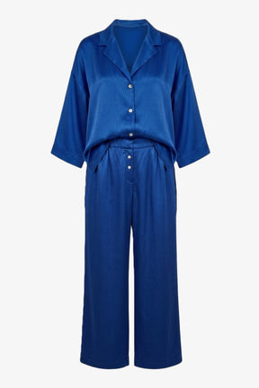 Contrast-Button Satin Set