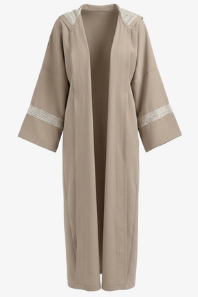 كيمونو بكابيشو بتفاصيل لامعة 