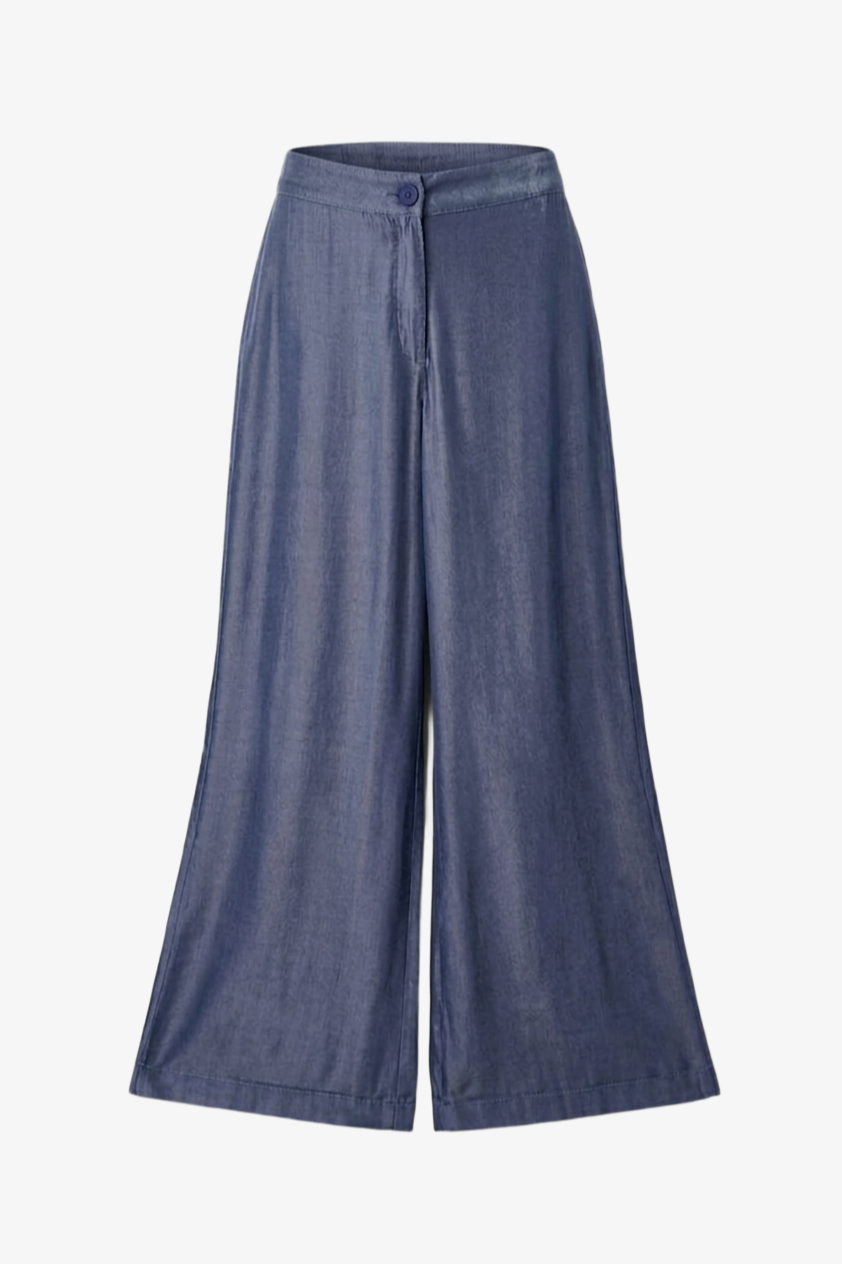 Classic Wide-Leg Pants