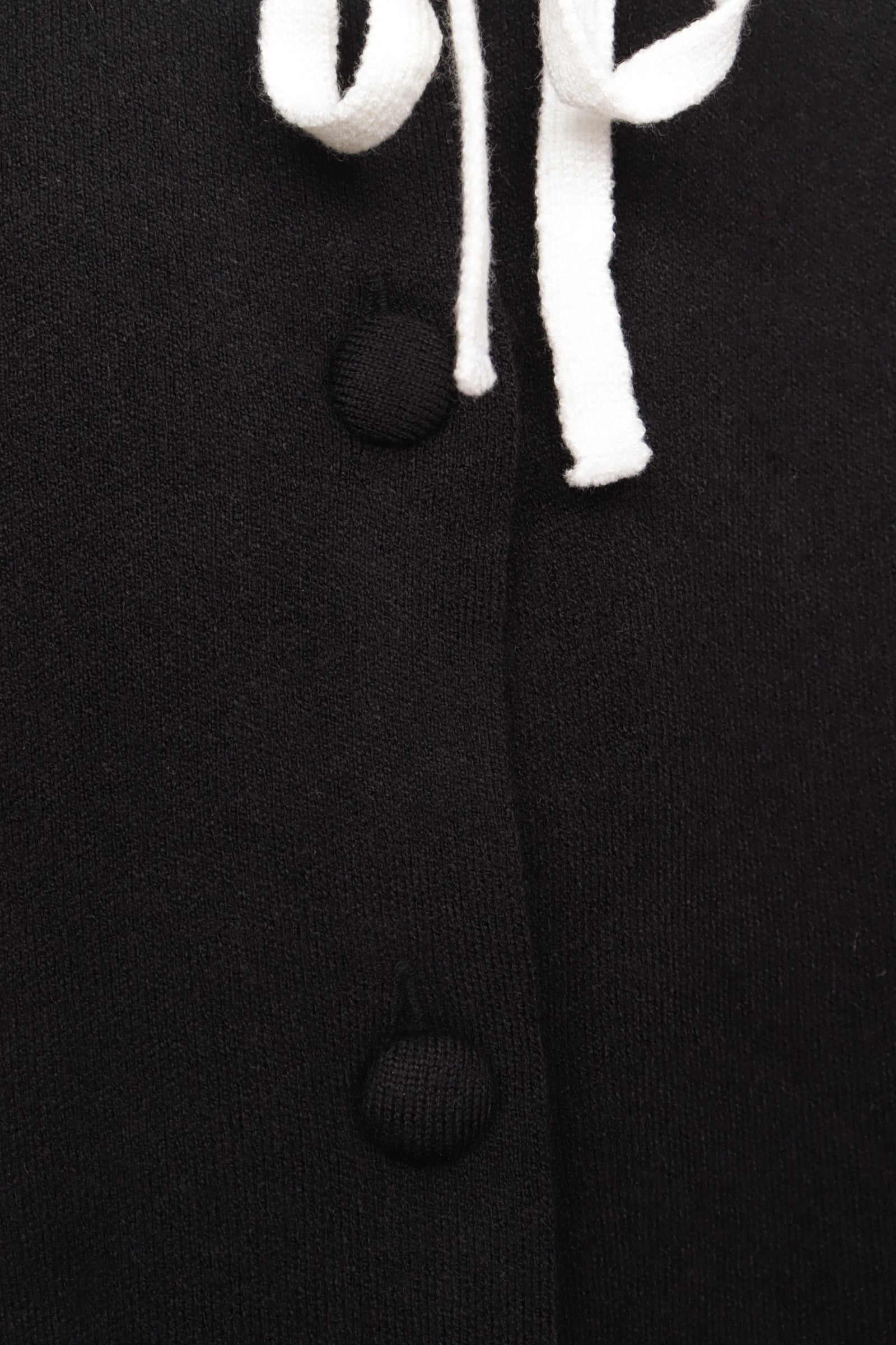 Contrast-Trim Buttoned Top