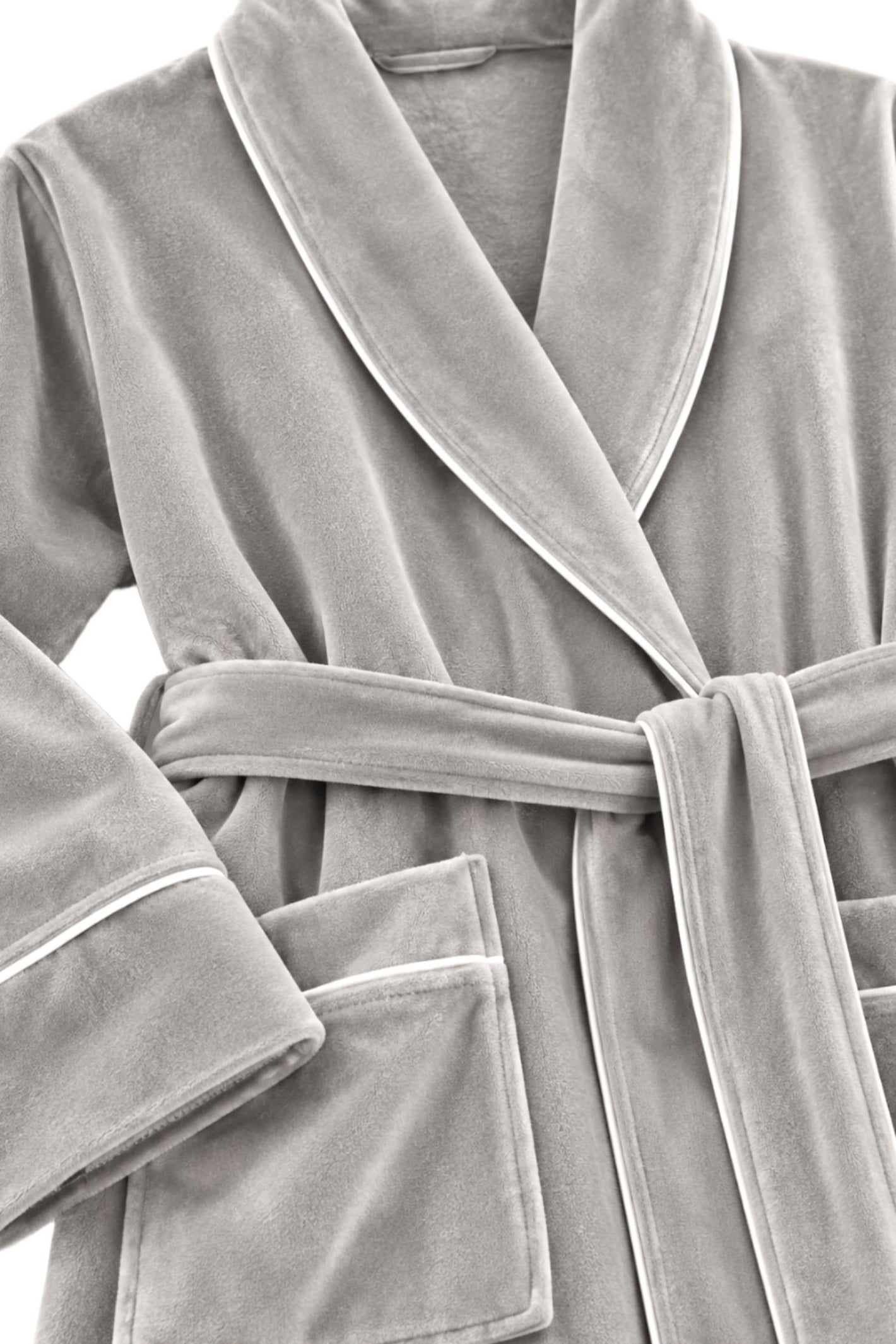 Contrast Pipe Robe