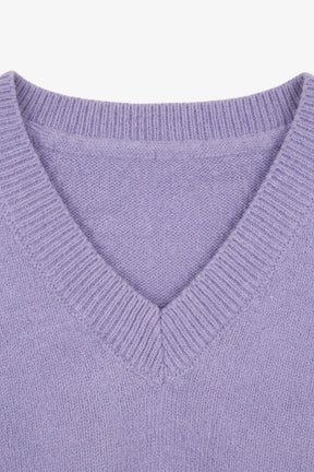 Relaxed V-Neck Pullover